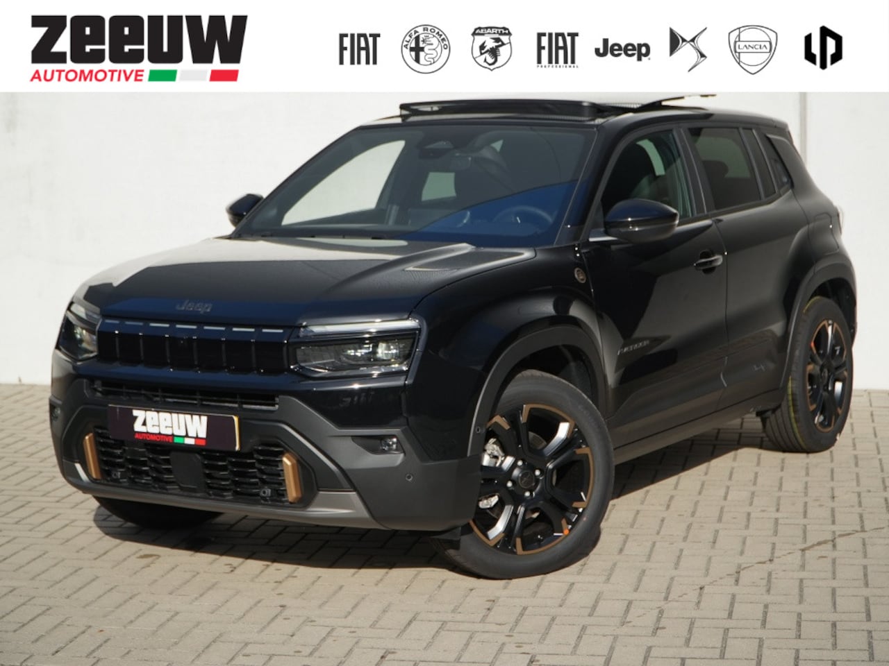 Jeep Avenger - 85th Anniversary 54 kWh | Schuifdak | Infotaiment | Navi | 18" - AutoWereld.nl