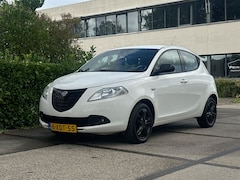 Lancia Y(psilon) - Ypsilon 0.9 TwinAir Elefantino Plus |CRUISE|ELEKTRISCHE RAMEN|NAVI|BLANKE LAK LAAT LOS MOT