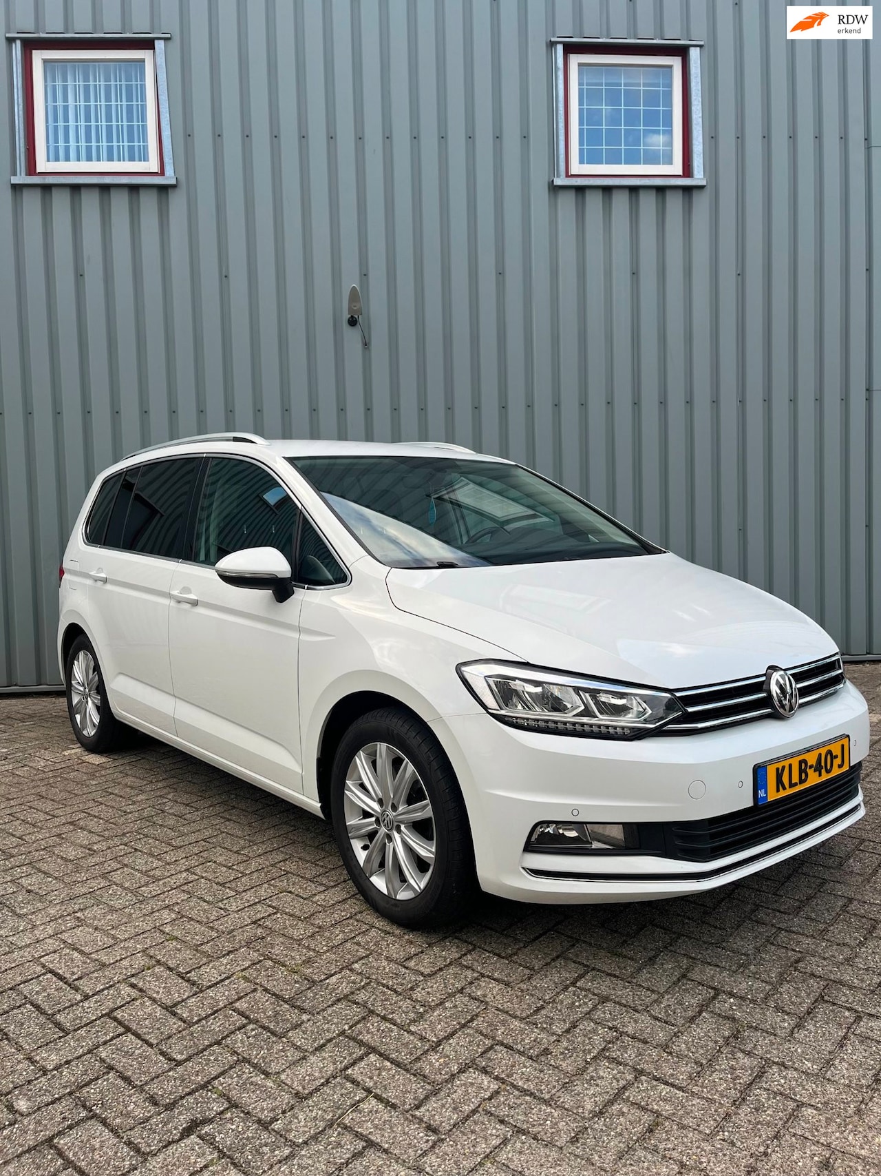 Volkswagen Touran - 1.4 TSI Highline/LED/MASSAGE/TREKHAAK/VOLLE OPTIES - AutoWereld.nl