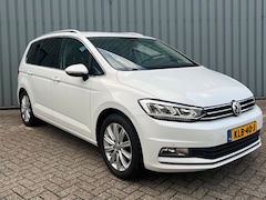 Volkswagen Touran - 1.4 TSI Highline/LED/MASSAGE/TREKHAAK/VOLLE OPTIES