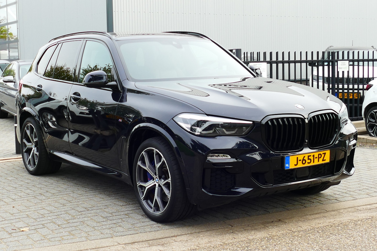 BMW X5 - xDrive40i 340pk High Executive. Panodak, Lucht Vering, 21"LMV, 360 Camera, HUD - AutoWereld.nl