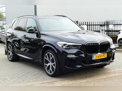 BMW X5 - xDrive40i 340pk High Executive. Panodak, Lucht Vering, 21"LMV, 360 Camera, HUD