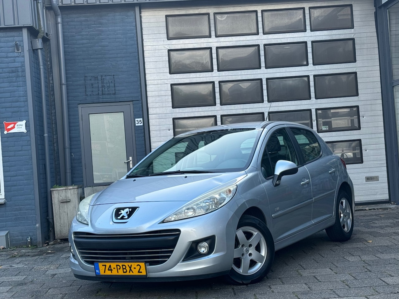 Peugeot 207 - 1.4 VTi Millesim 200 | Airco | Cruise | LMV | 5-DRS - AutoWereld.nl