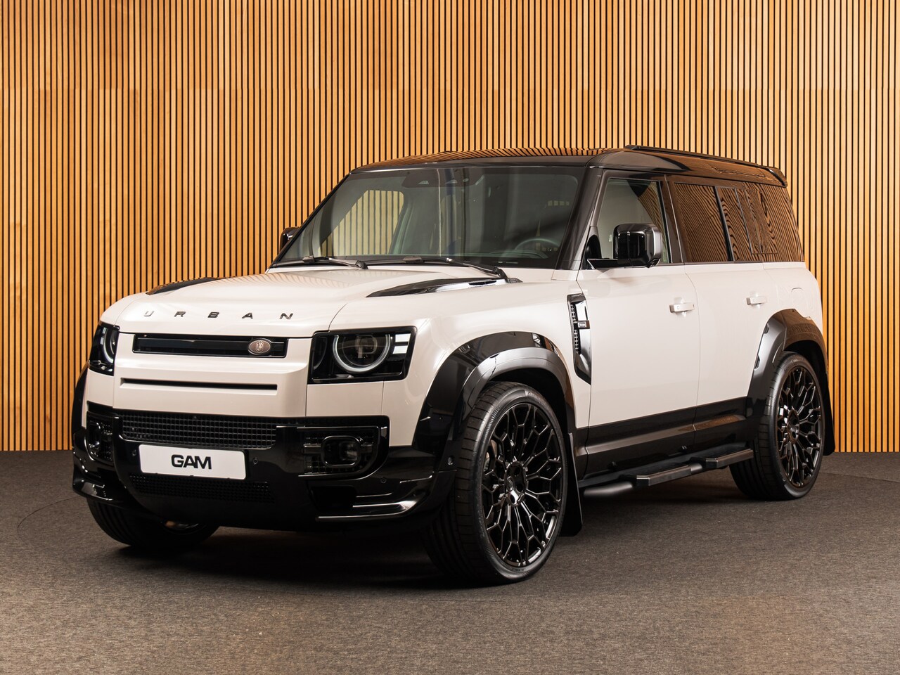 Land Rover Defender 110 - 2.0 P300e 110 X-Dynamic HSE URBAN | PANO | HUD | 22" | MERIDIAN 700W - AutoWereld.nl