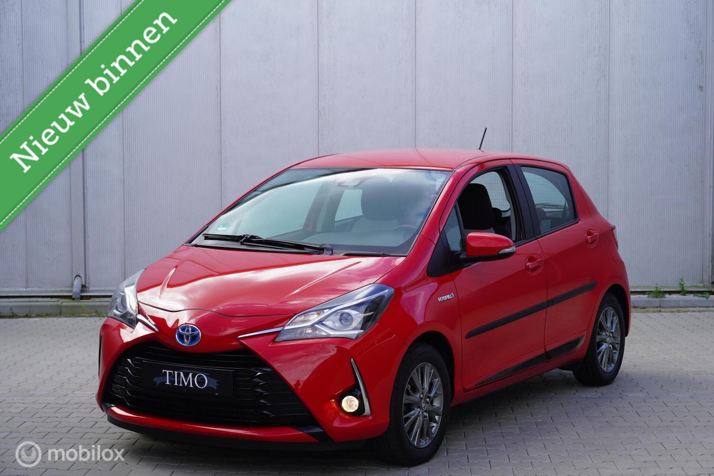 Toyota Yaris - 1.5 Hybrid 32.493 KM - AutoWereld.nl