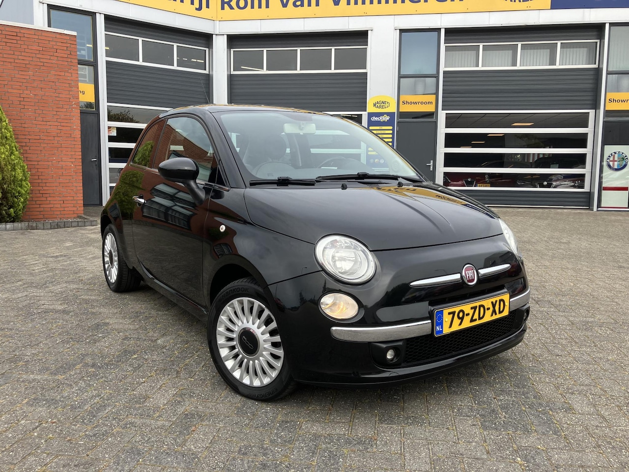 Fiat 500 - 1.2 Lounge | Panoramadak | Lichtmetalen velgen |