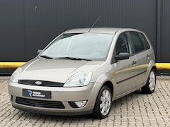 Ford Fiesta - 1.4-16V Ambiente AIRCO | TREKHAAK | APK