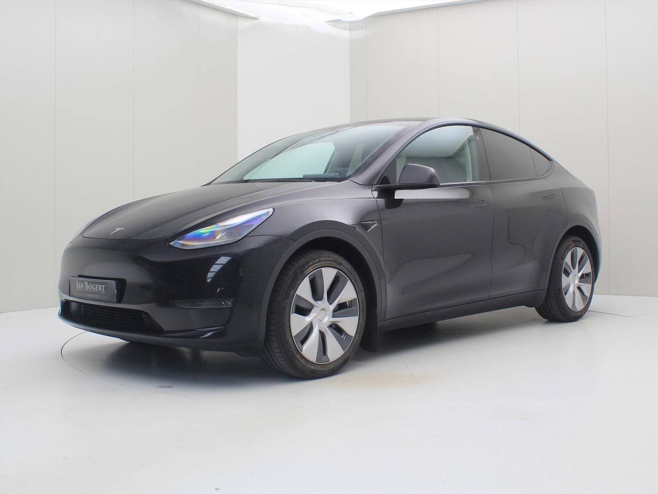 Tesla Model Y - Long Range AWD 75kWh 351pk 89.7% SoH [ AUTOPILOT+19 INCH+PREMIUM AUDIO ] - AutoWereld.nl