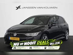Volkswagen Golf - 1.5 eTSI R-Line Panoramadak Stoel-Stuurverwarming Clima Carplay 18"