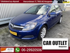 Opel Astra - 1.6 Business 161Dkm, A/C, CC, Navi, LM, Afn.Trekh, nw. APK – Inruil Mogelijk –
