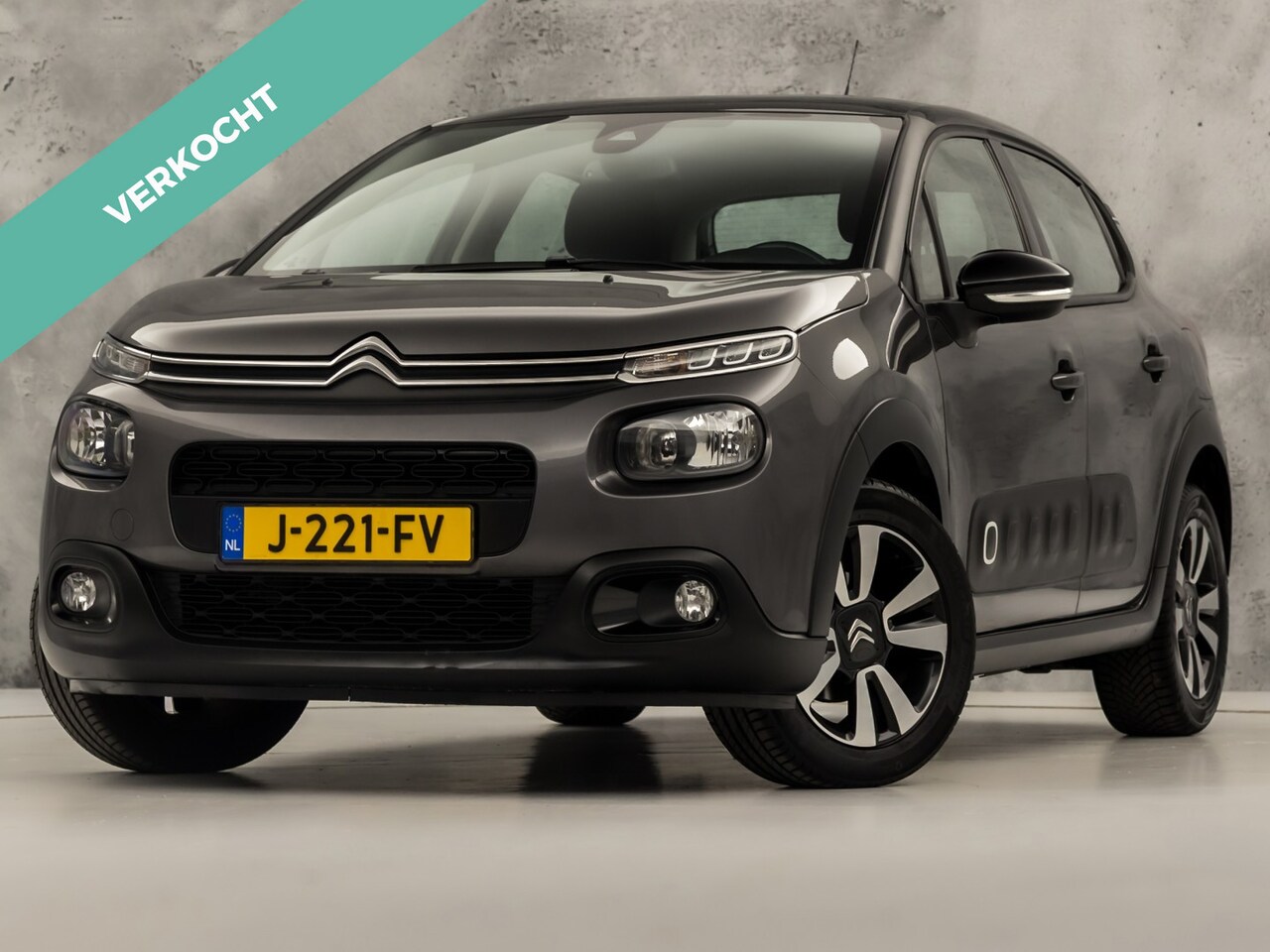 Citroën C3 - 1.2 PureTech S&S Sport Automaat (APPLE CARPLAY, GROOT NAVI, CAMERA, SPORTSTOELEN, PARKEERS - AutoWereld.nl