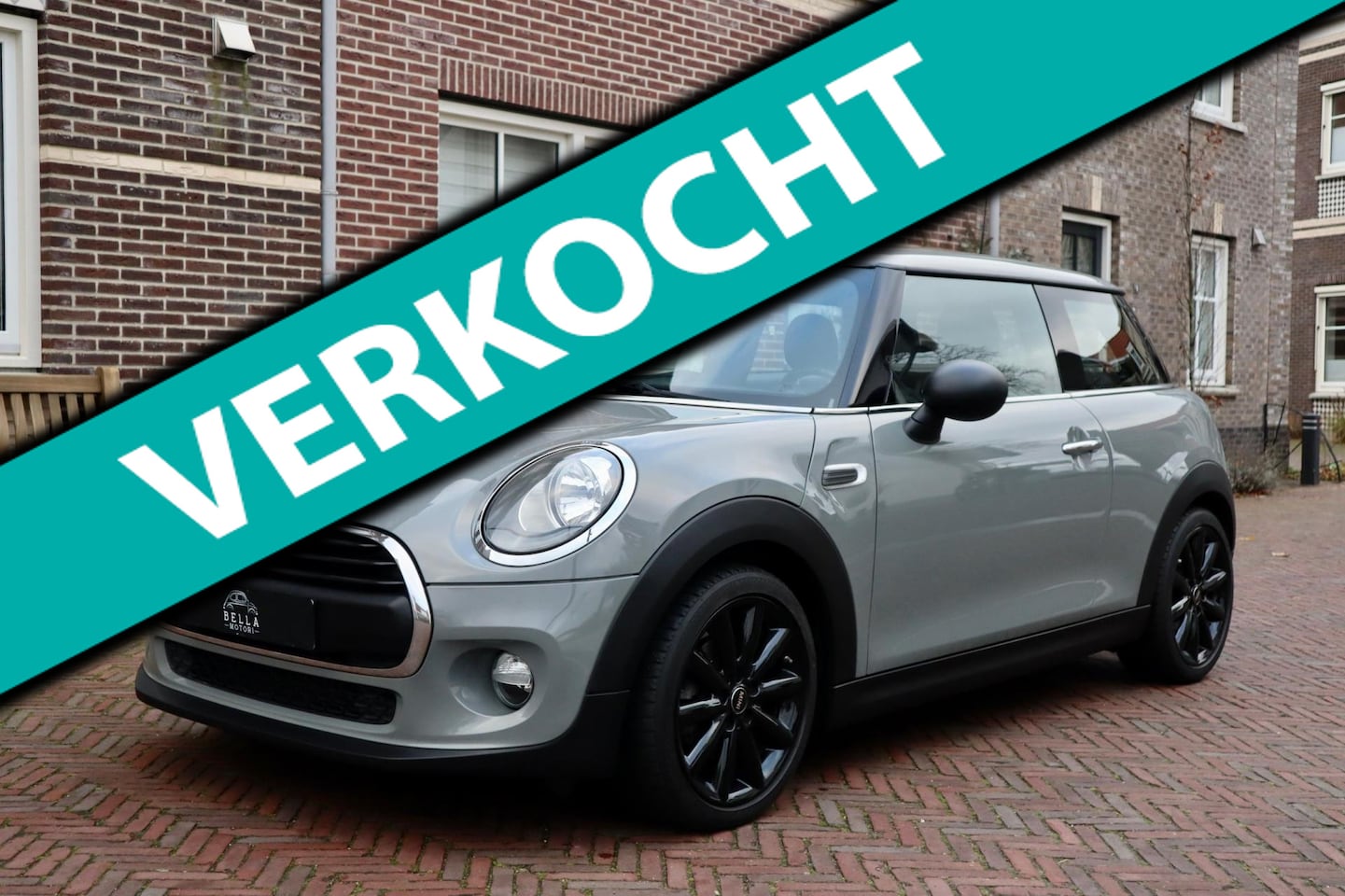 MINI One - First 1.2 | Moonwalk Grey Metallic | Pepper + Wired + Business | Navigatie Professional | - AutoWereld.nl