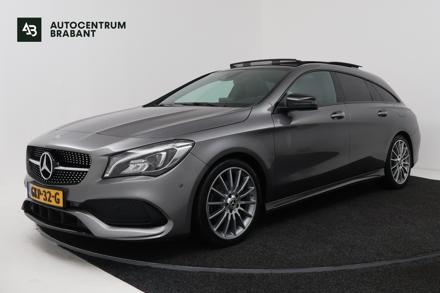 Mercedes-Benz CLA-klasse Shooting Brake - 200 Prestige (PANORAMADAK, STOELVERWARMING, CAMERA, NAVIGATIE, PARKEERSENSOREN) - AutoWereld.nl