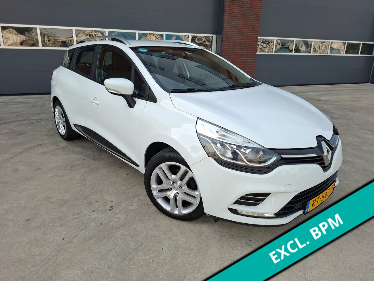 Renault Clio Estate - 1.5 dCi Ecoleader Zen Airco Navigatie Led - AutoWereld.nl