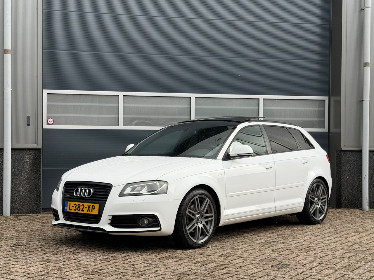 Audi A3 Sportback - 1.4 TFSI Pro Line S bj.2009 Pano|Trekh|Clima|Cc. - AutoWereld.nl