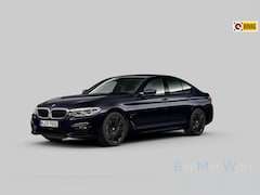 BMW 5-serie - 530e xDrive M-Sport HE pano 19" HUD leder