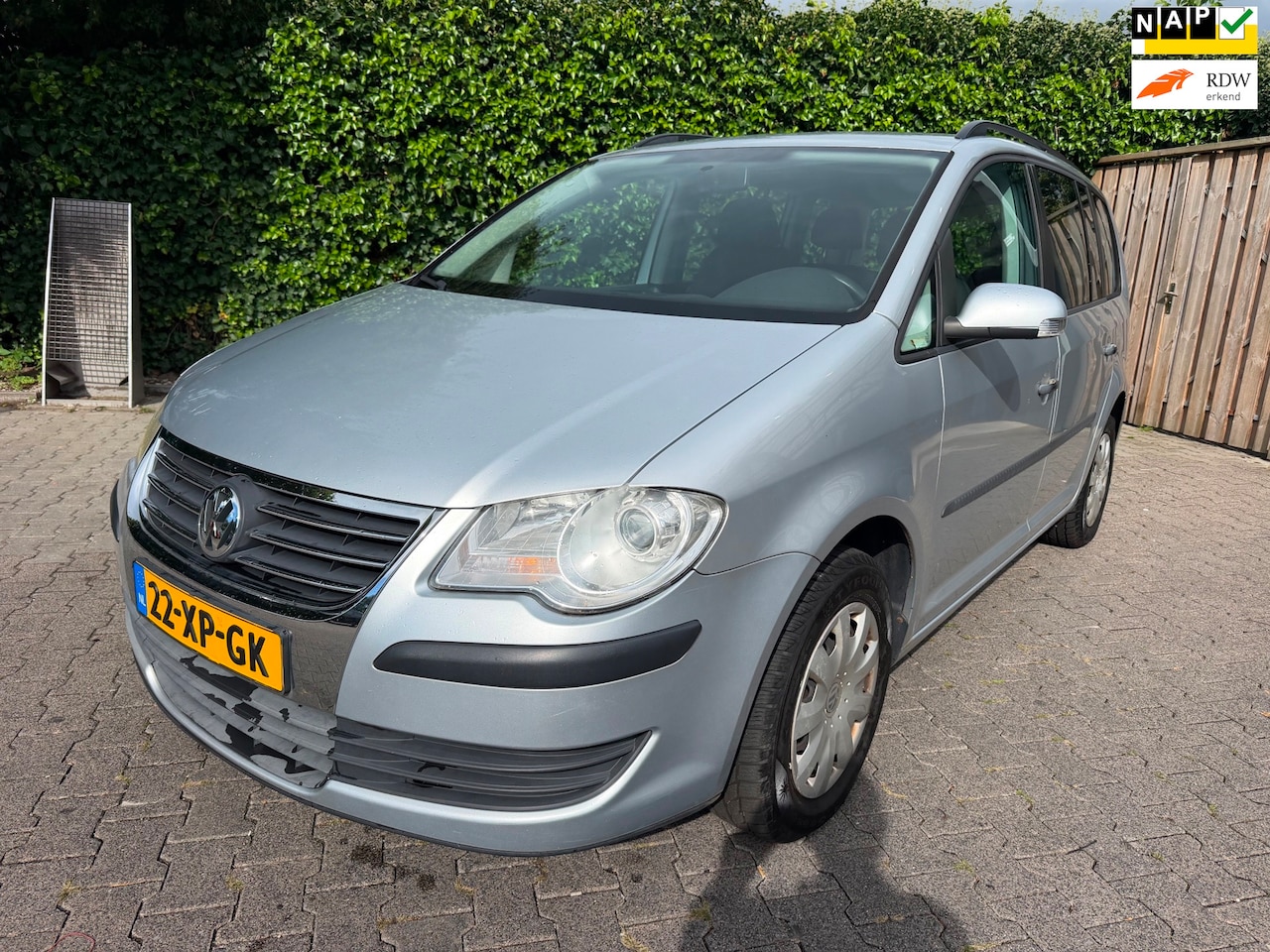 Volkswagen Touran - 1.6 MPI Optive|Airco|cruisecontrol - AutoWereld.nl
