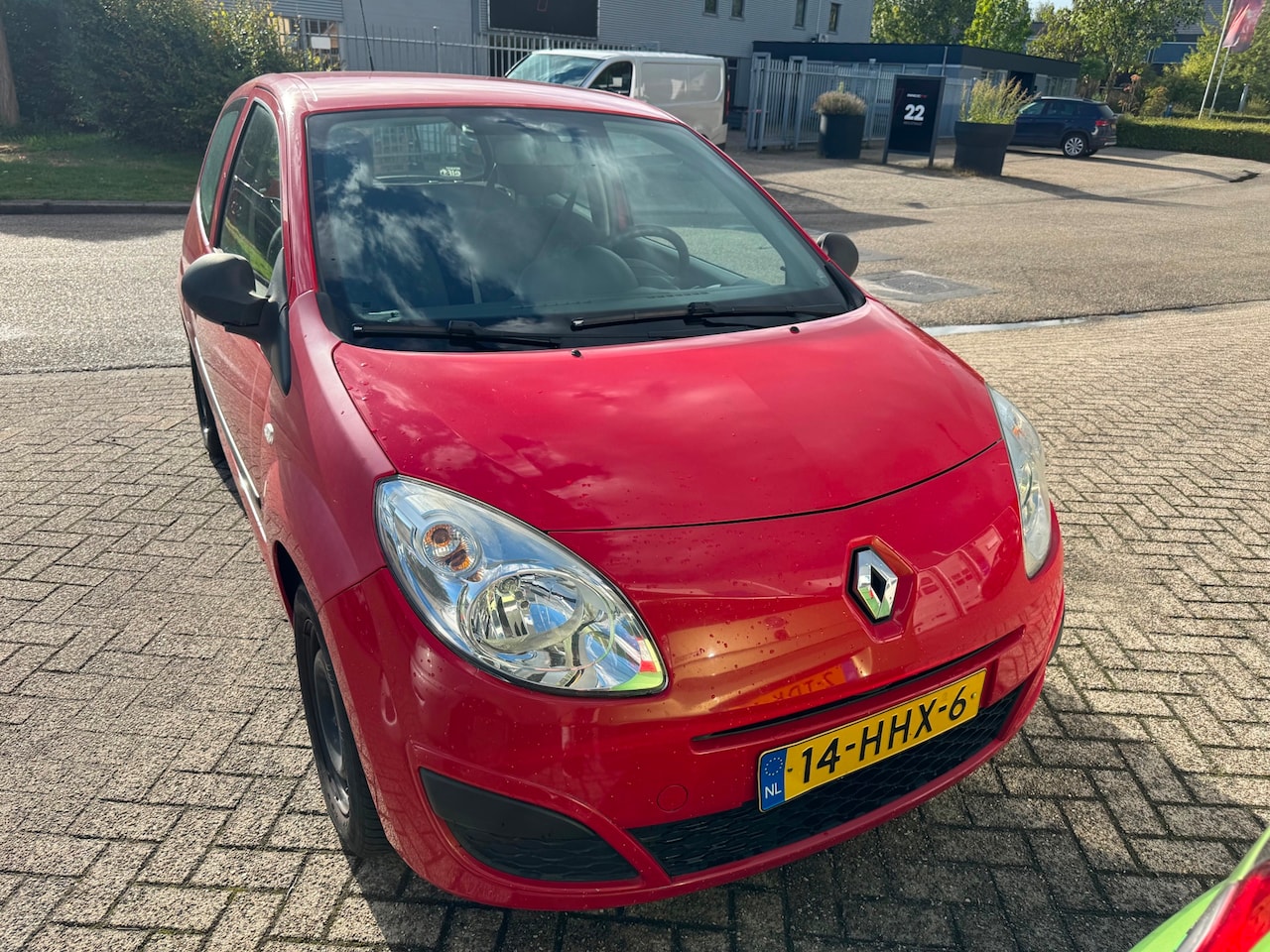 Renault Twingo - 1.2 Authentique 1.2 Authentique NIEUWE APK - AutoWereld.nl