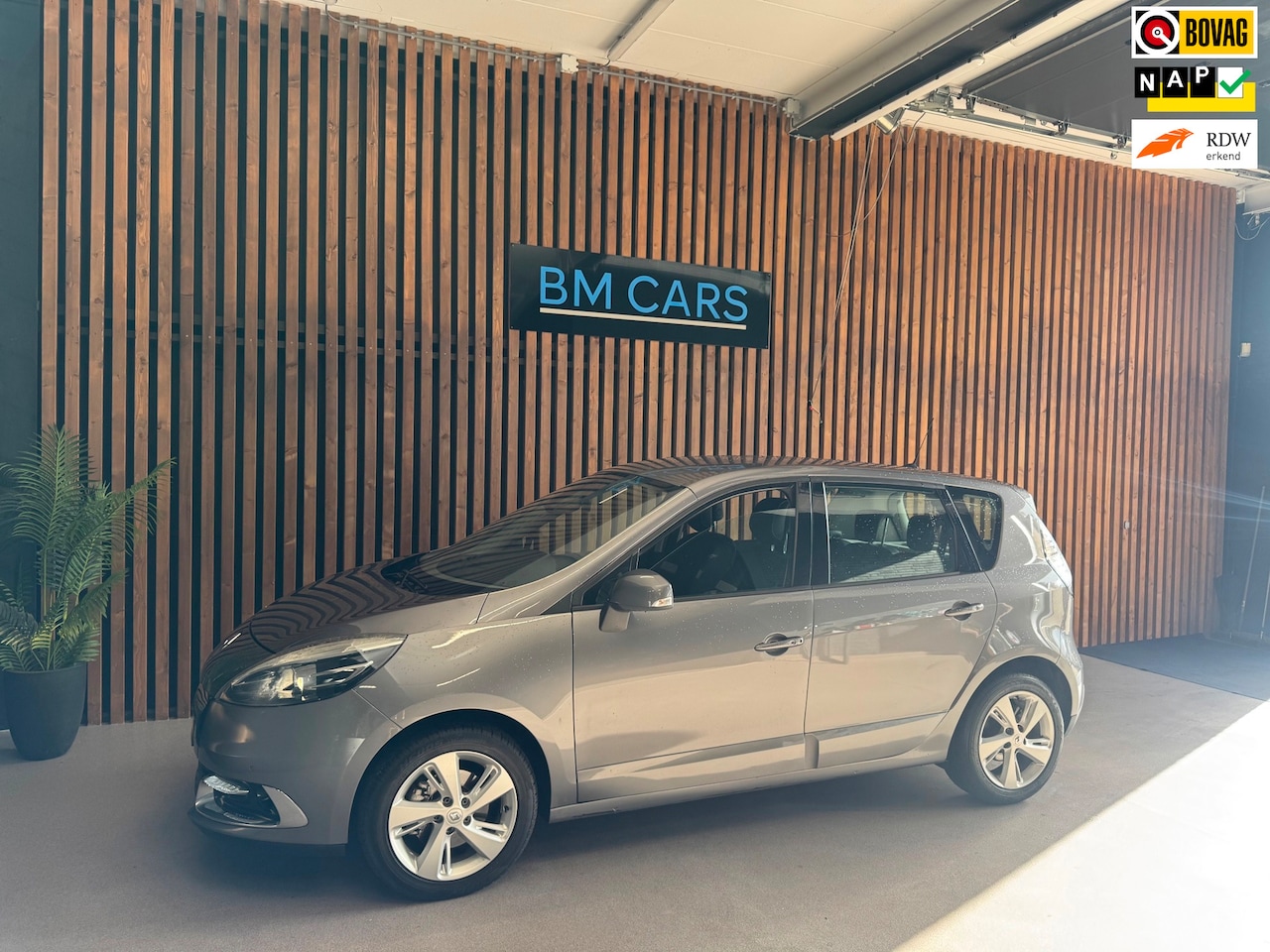 Renault Scénic - 1.2 TCe Dynamique CAMERA, Cruise, NAP - AutoWereld.nl