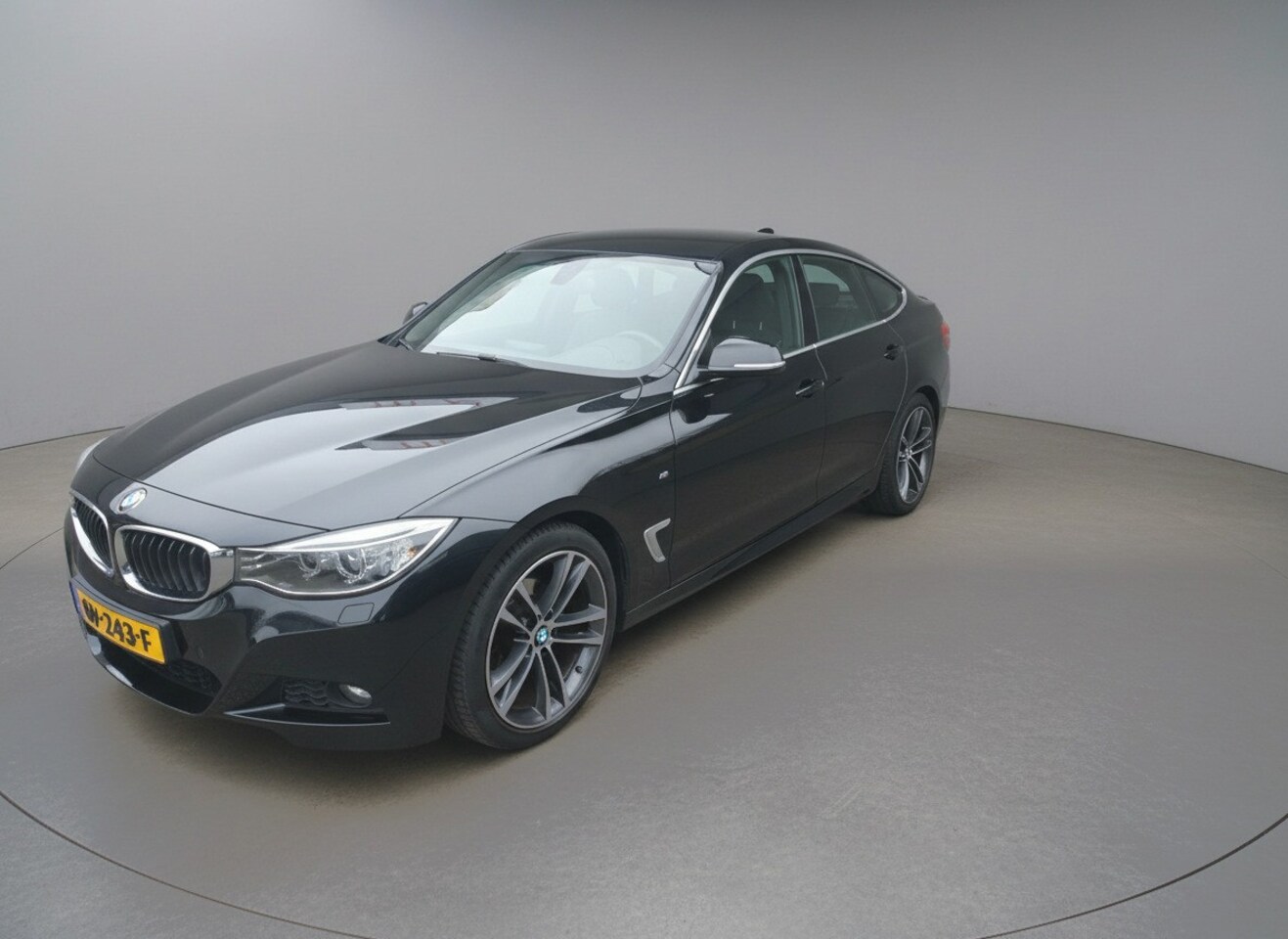 BMW 3-serie Gran Turismo - 320i High Executive 320i High Executive, Xenon, Clima, Leer, Trekhaak, PDC, NAP - AutoWereld.nl