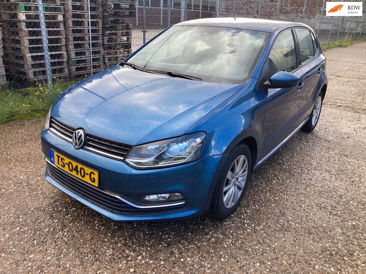 Volkswagen Polo - 1.0 First Edition 5-deurs AIRCO - AutoWereld.nl