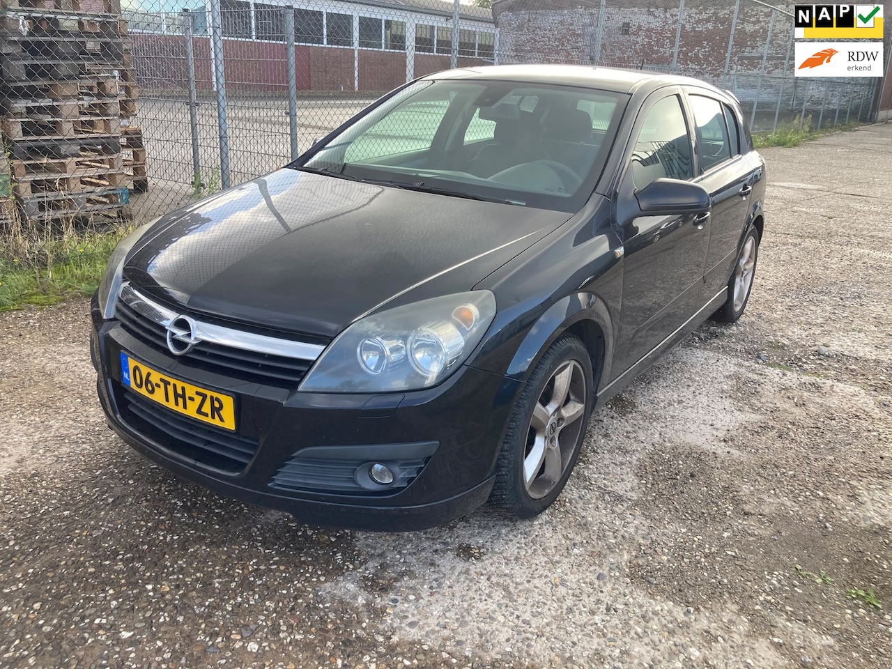 Opel Astra - 1.8 Edition 5-deurs *apk:02-2027* - AutoWereld.nl