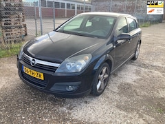 Opel Astra - 1.8 Edition 5-deurs *apk:02-2027