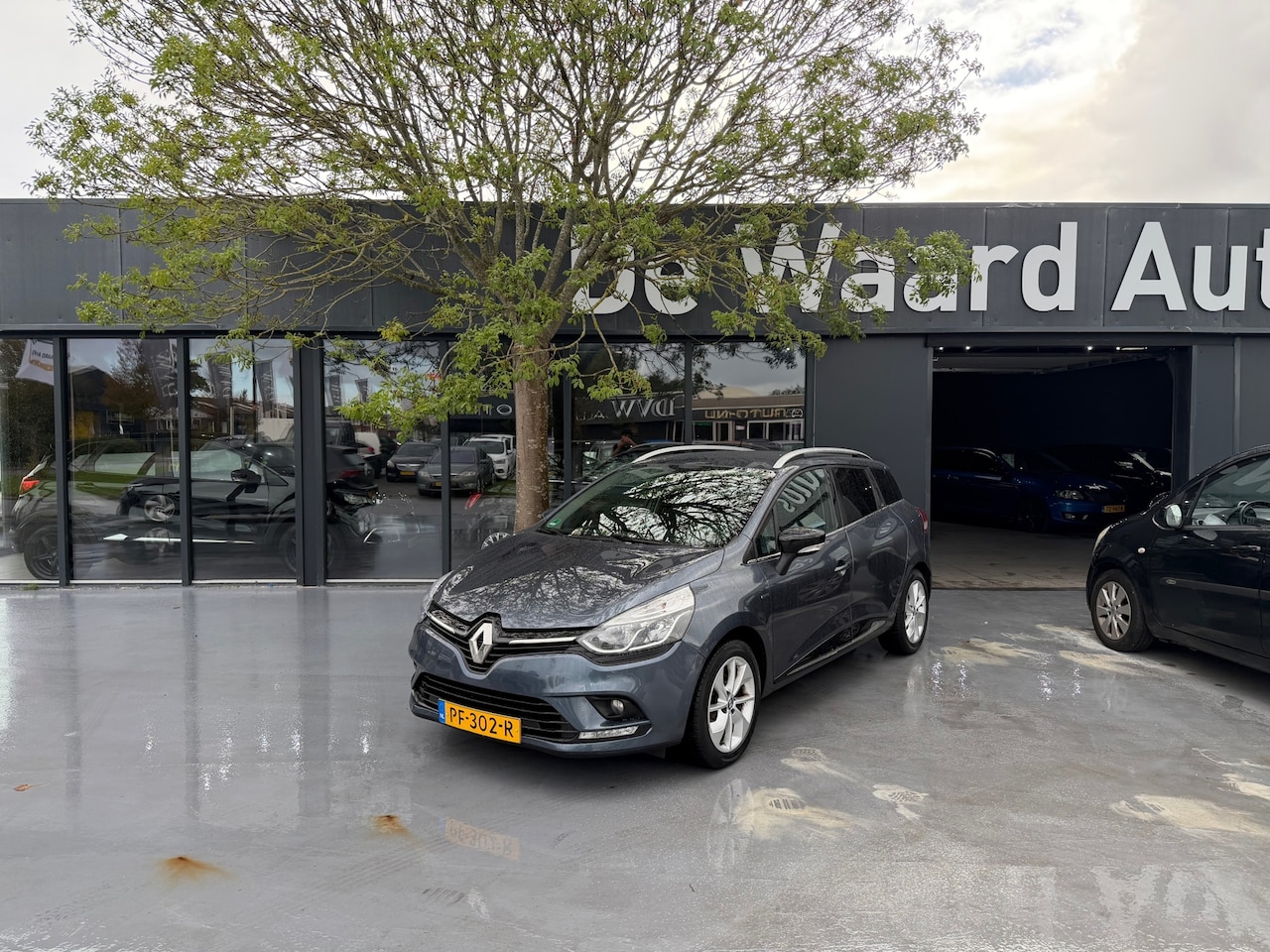 Renault Clio Estate - 0.9 TCe Limited/ airco/cruise/trekhaak/NAP/PDC Achter/Goed onderhouden/9 maanden garantie - AutoWereld.nl