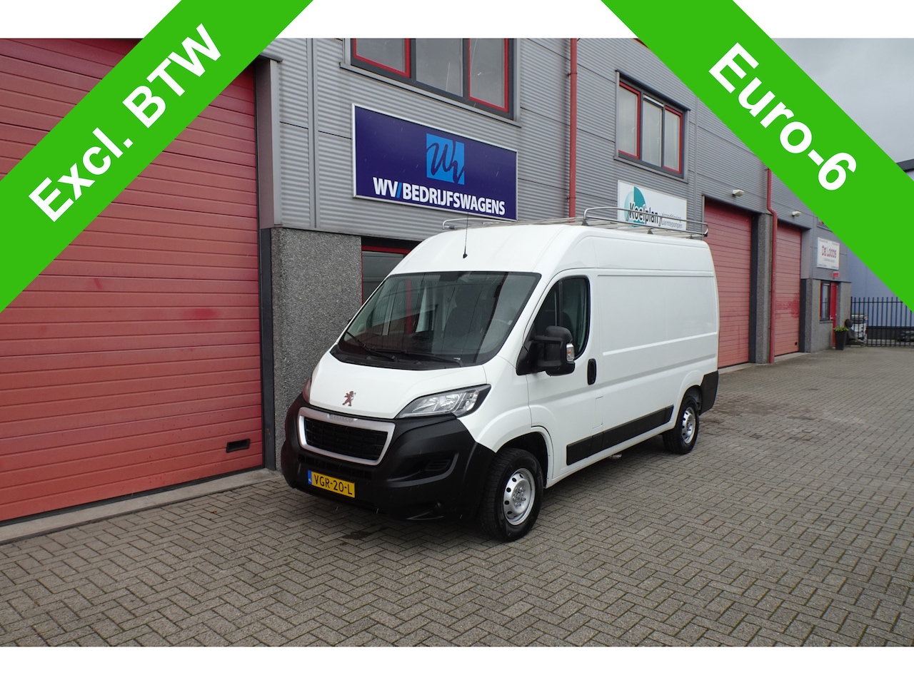 Peugeot Boxer - 335 2.2 BlueHDi 140 L2H2 Premium 335 2.2 BlueHDi 140 L2H2 Premium - AutoWereld.nl