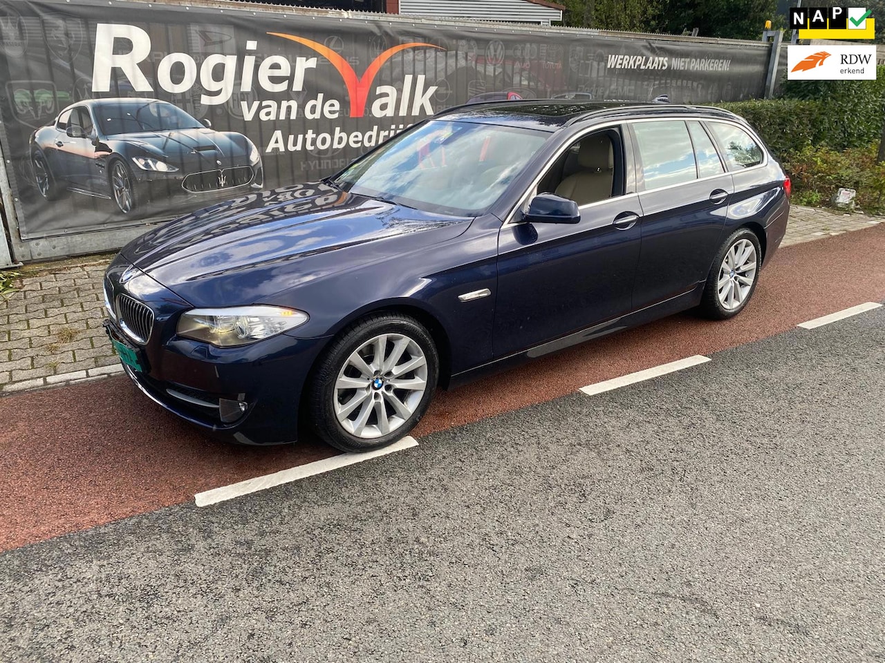BMW 5-serie Touring - 520d High Executive Panorama XL/Navi - AutoWereld.nl