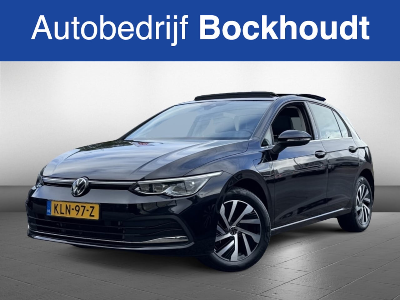 Volkswagen Golf - 1.4 eHybrid Style | Panorama Dak | Sfeerverlichting | Navigatie - AutoWereld.nl