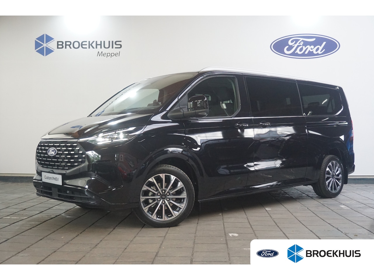 Ford Transit Custom Tourneo - 340 2.5 PHEV L2H1 Titanium X | AGR-Stoel | Luxury Pack | Adaptive LED | Trekhaak Wegklapba - AutoWereld.nl