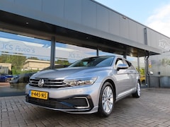 Volkswagen Passat - 1.4 TSI PHEV GTE Business Ecc Acc Navi Led Pano 2020