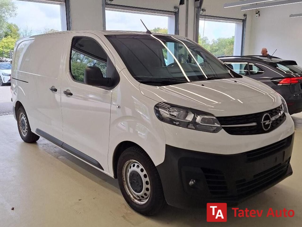 Opel Vivaro-e - L2H1 Edition 50 kWh CARPLAY ACHTERUITRIJCAMERA - AutoWereld.nl