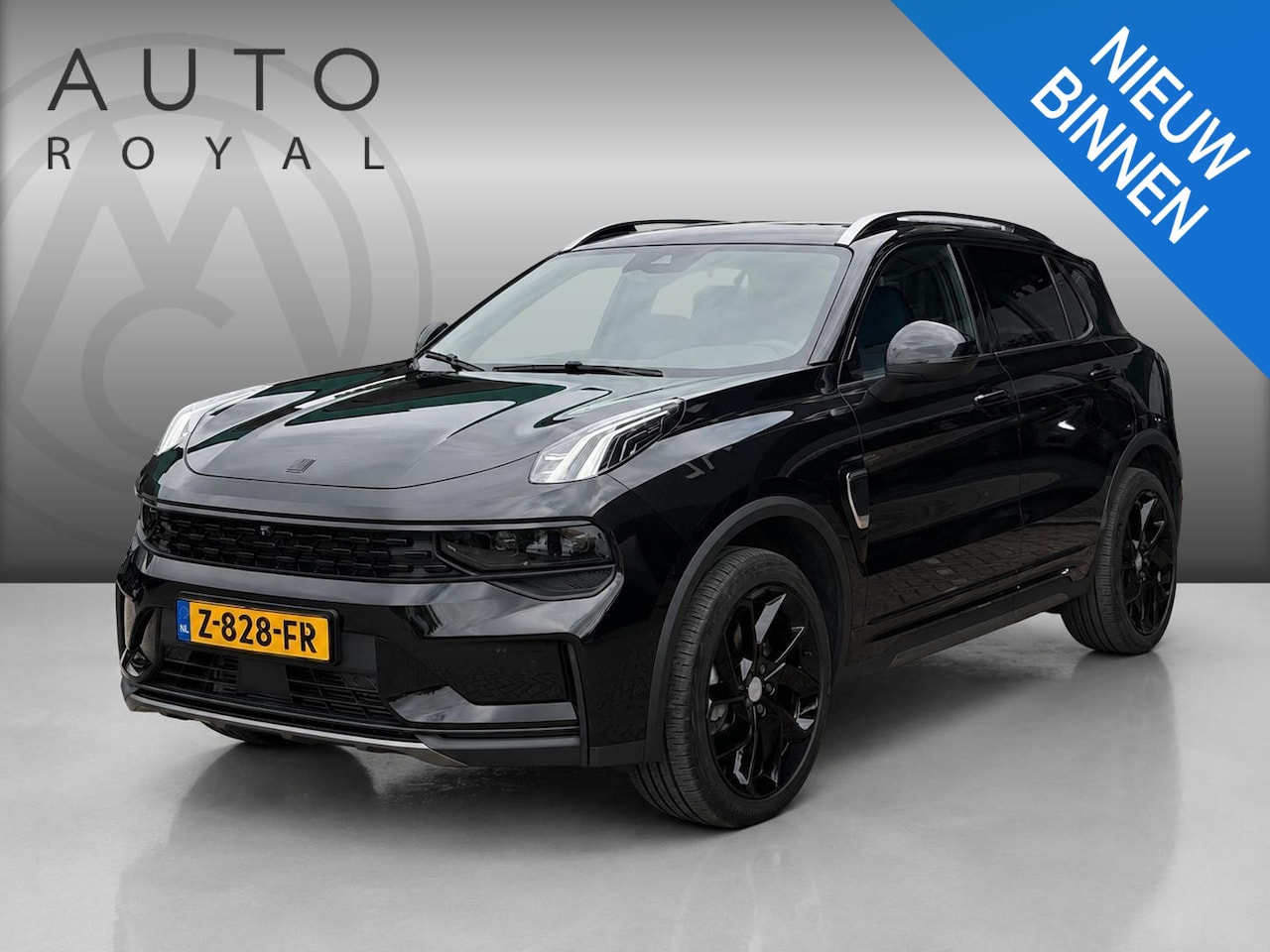 Lynk & Co 01 - 1.5 BLACK EDITION | PANORAMADAK | 360 CAMERA | NAVIGATIE | STOELVERWARMING | APPLE CAR PLA - AutoWereld.nl