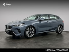 BMW 1-serie - 120 M Sport Design Edition | Comfort Access | Achteruitrijcamera | Glazen panoramadak | Ha