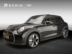 MINI 5-Deurs - Cooper S Automaat / Panoramadak / Harman-Kardon / JCW stoelen / LED / Active cruise / Alu