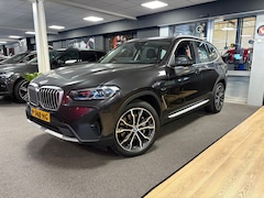 BMW X3 - XDrive30e Business Edition Plus / leer / head up / camera / trekhaak / orig ned