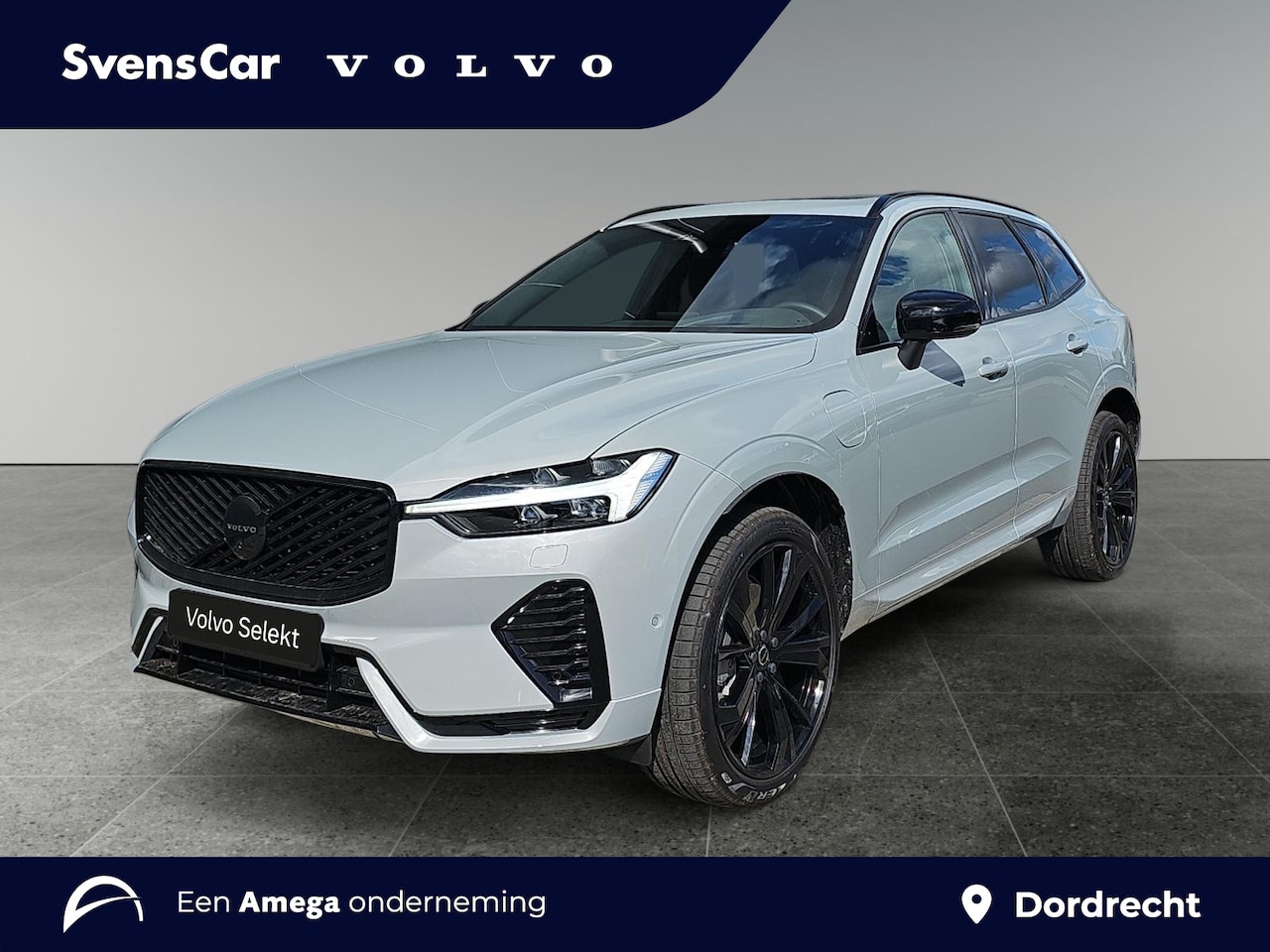 Volvo XC60 - 2.0 T8 Plug-in hybrid AWD Ultra Black Edition Panoramadak | Trekhaak | 360 camera | - AutoWereld.nl
