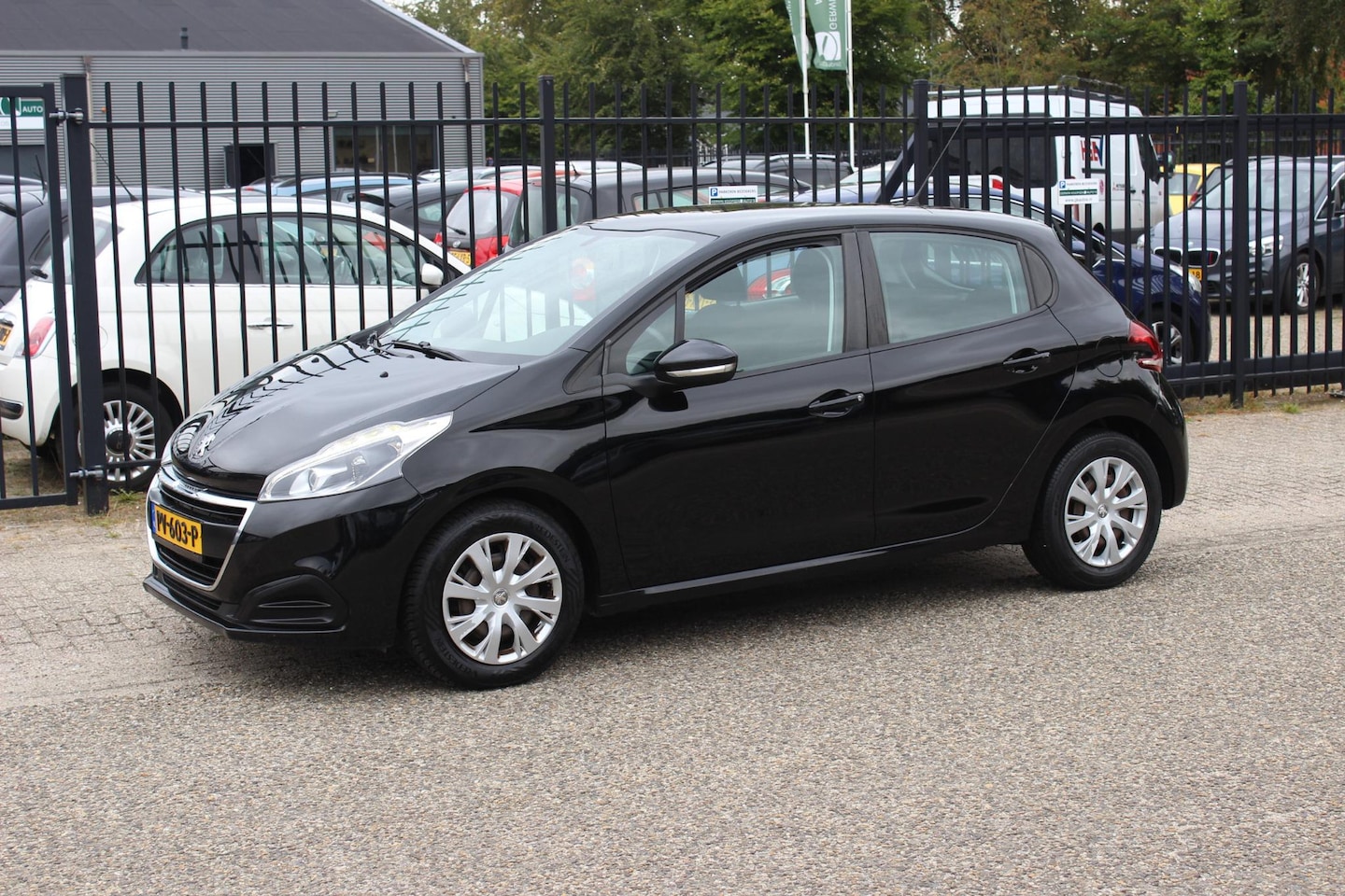 Peugeot 208 - 1.2 PureTech Active 1.2 PureTech Active, Airco! - AutoWereld.nl