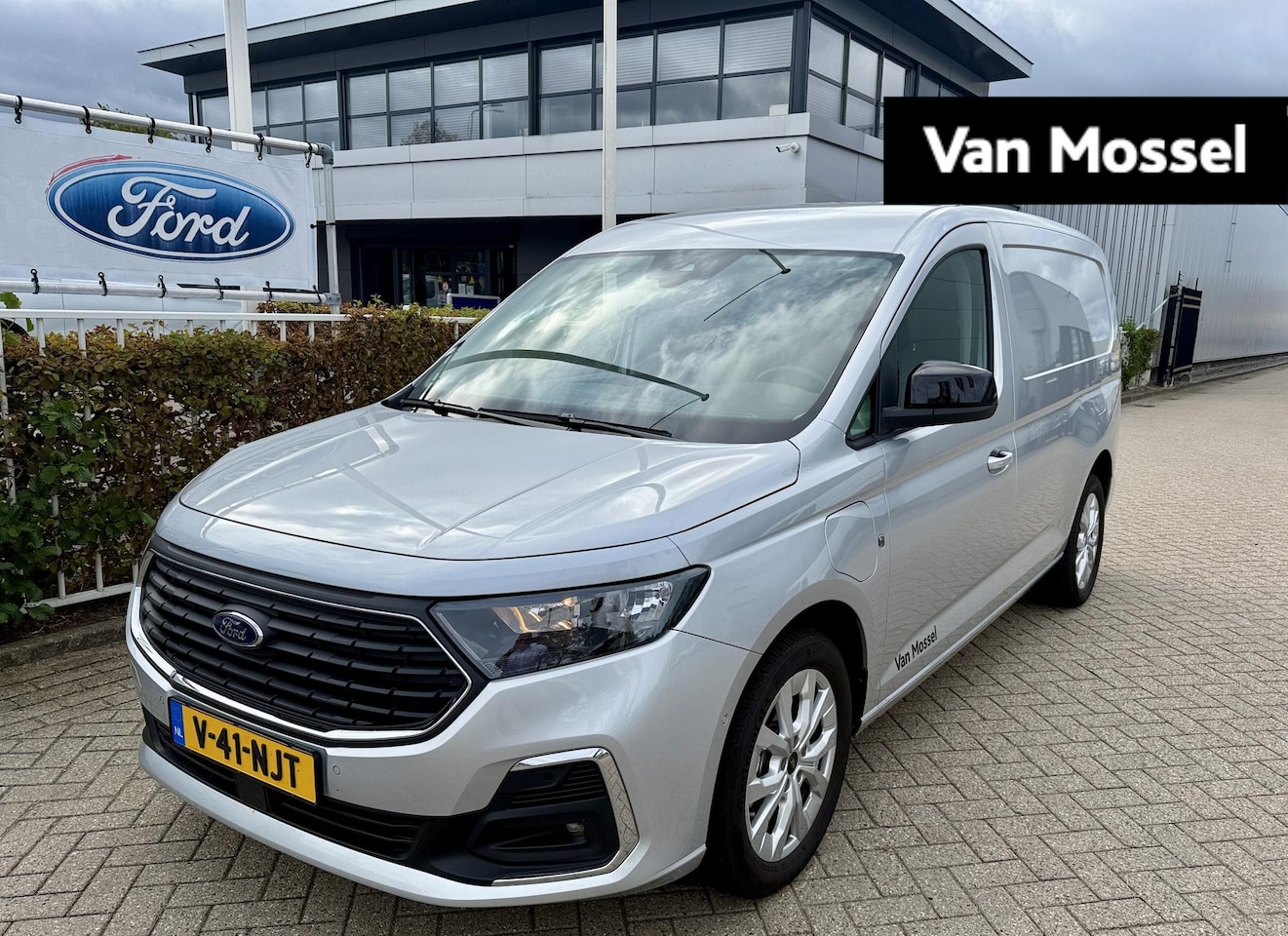Ford Transit Connect - 1.5 EcoBoost PHEV L2 Limited incl. Trekhaak - AutoWereld.nl