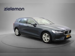 Volvo V60 - 2.0 B3 Momentum Business Automaat - Digitaal Cockpit, Carplay, Camera