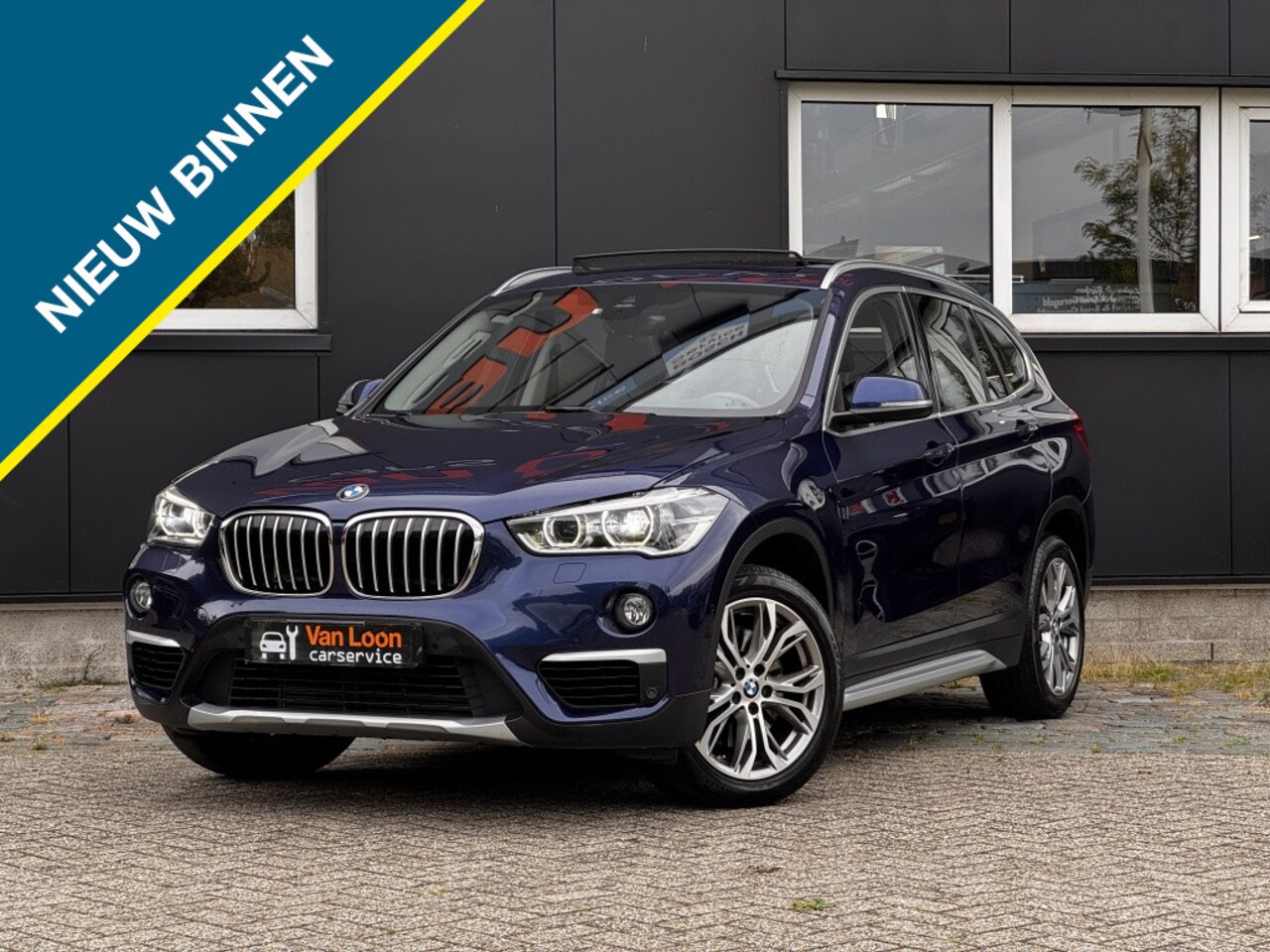 BMW X1 - sDrive20i High Executive Automaat 192PK/Pano/Elek stoelen/Trekhaak/Head Up/ - AutoWereld.nl