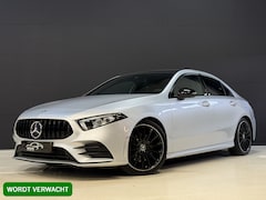 Mercedes-Benz A-klasse - 220 4MATIC Premium | Panoramadak | Sfeerverlichting | Camera