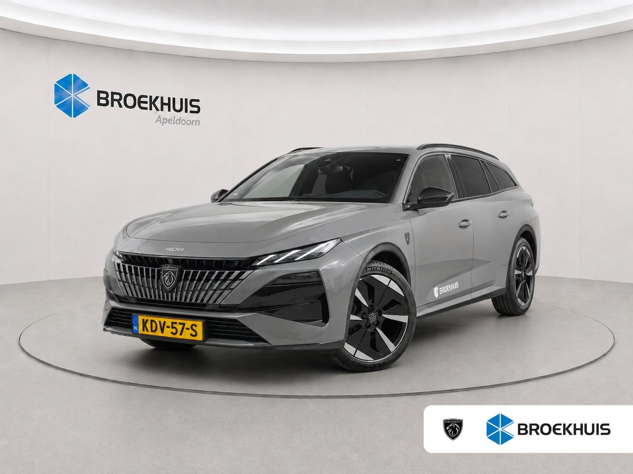 Peugeot E-308 - GT 54 kWh | 360° Camera | AGR Comfort stoelen | GT Automaat | Bekleding Alcantara/kunstled - AutoWereld.nl