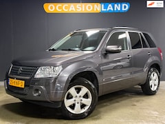 Suzuki Grand Vitara - 2.4 Exclusive 4x4 |PDC|CLIMATE|TREKH|MULTIMEDIA|STOELV