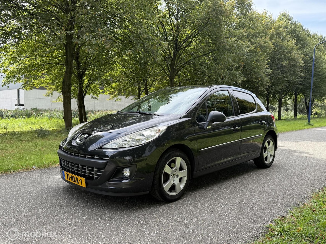 Peugeot 207 - 1.6 VTi Allure*PANORAMADAK*CRUISE*PARKEERSENSOR - AutoWereld.nl