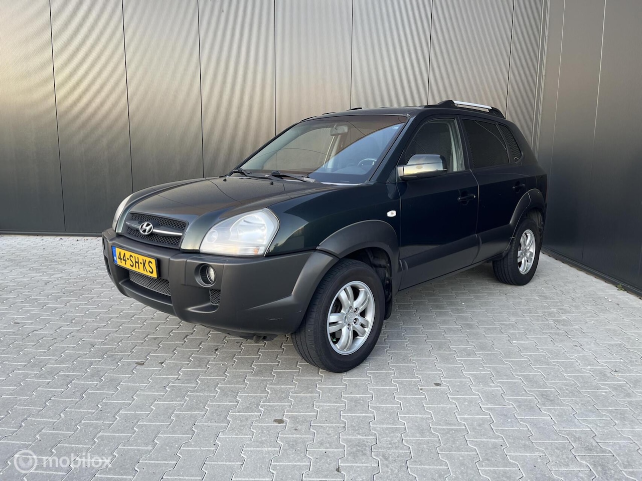 Hyundai Tucson - 2.0i Style / AIRCO / CRUISE / TREKHAAK - AutoWereld.nl