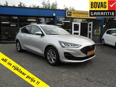 Ford Focus - 1.0 EcoBoost Hybrid 125pk 5Drs Titanium Nav Ecc Lmv Privacyglas Groot Scherm Pdc Rijklaarp