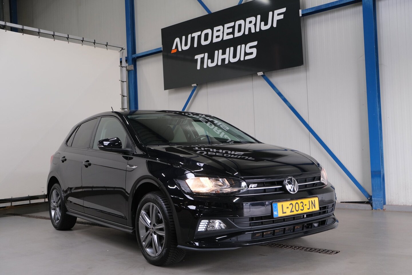 Volkswagen Polo - 1.0 TSI R-Line Edition Automaat - N.A.P. Airco, Cruise, PDC, Camera, Carplay. - AutoWereld.nl